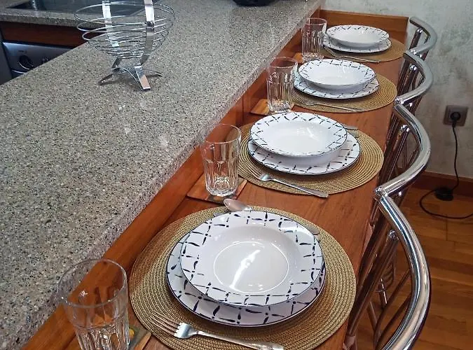 Azalea Residencial Апартаменты Торрелавега